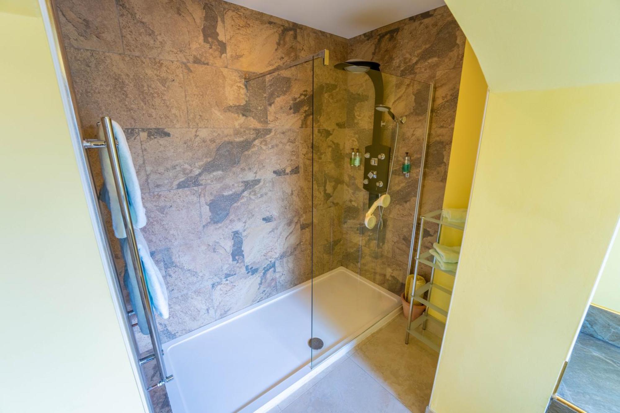 Ferndale Luxury Boutique Bed & Breakfast Keel  Exterior foto